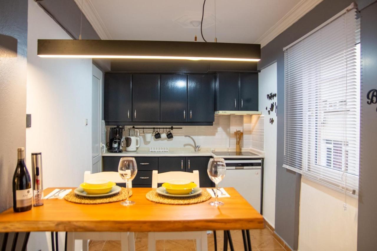 Amazing Flat Near The Coast With A Delightful Shared Terrace Close To Public Transportation In Karsiyaka İzmir Luaran gambar