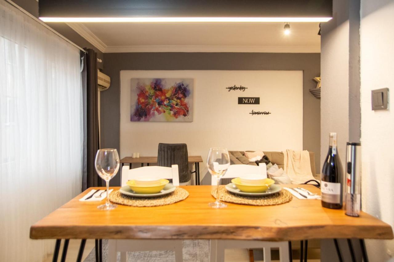 Amazing Flat Near The Coast With A Delightful Shared Terrace Close To Public Transportation In Karsiyaka İzmir Luaran gambar