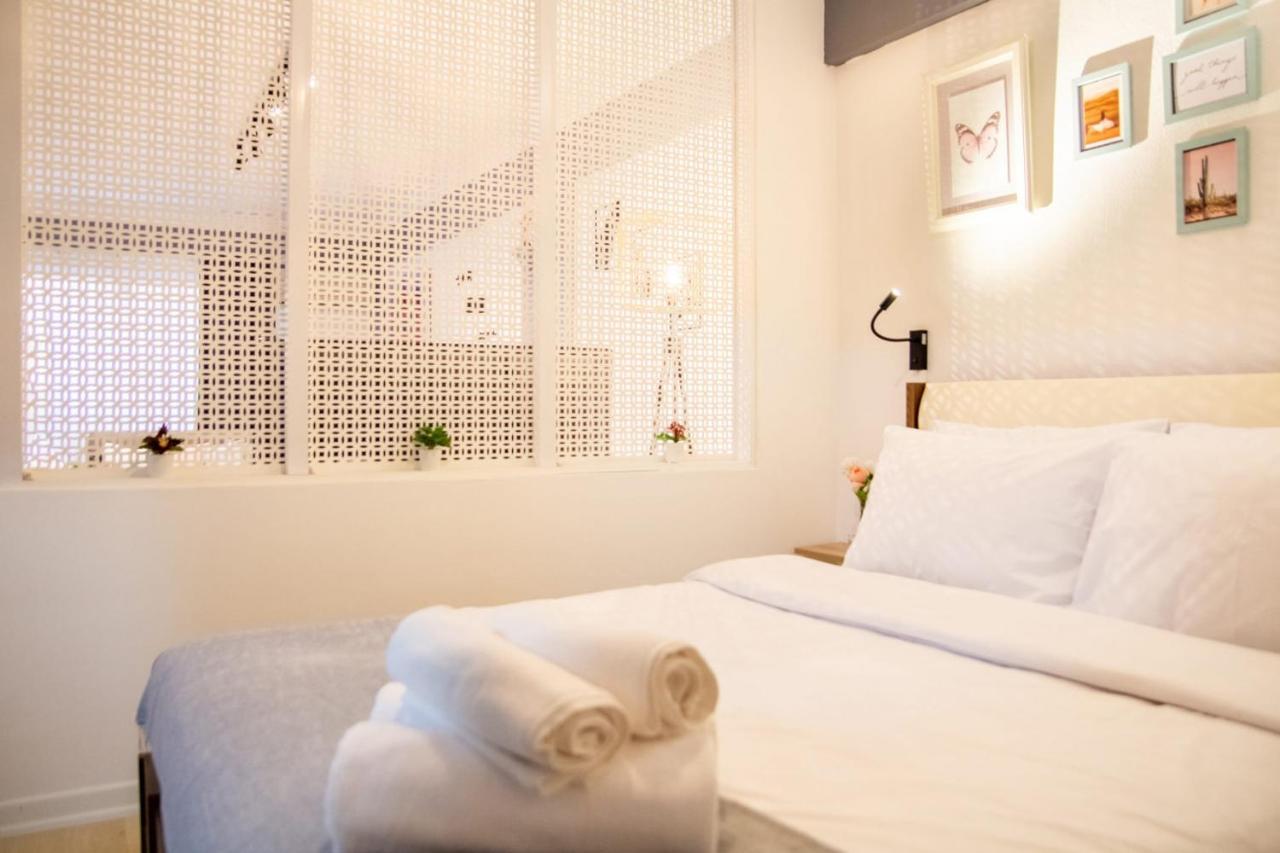 Amazing Flat Near The Coast With A Delightful Shared Terrace Close To Public Transportation In Karsiyaka İzmir Luaran gambar